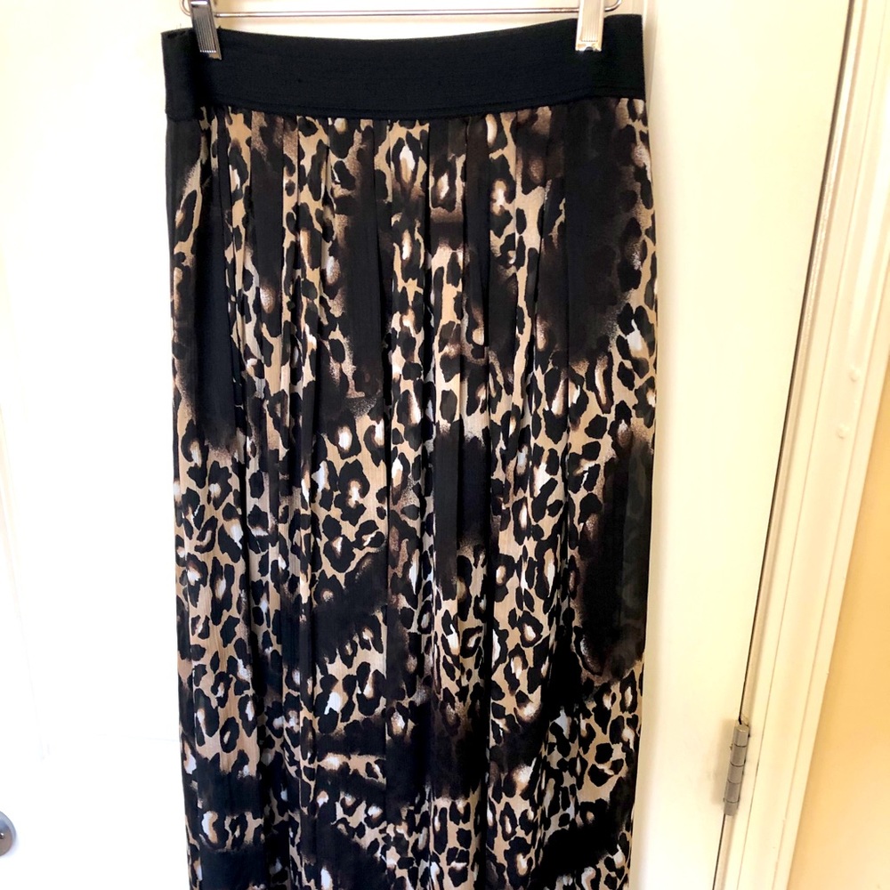 White House Black Market leopard print skirt